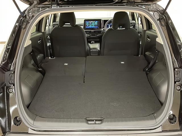【シートアレンジ】乗せる人数、荷物によってシートをアレンジすれば、ダンボールなどの大きい荷物や、釣り具などの長尺物も載せられそうですね！