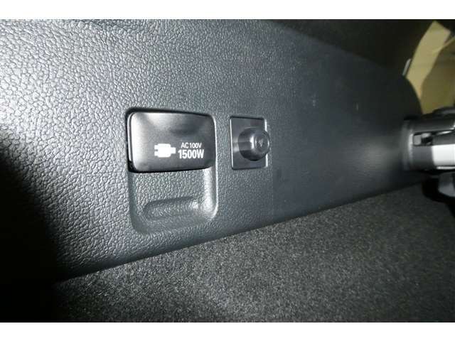 非常時やキャンプなどに役立つAC100V・1500Wコンセント付きです。