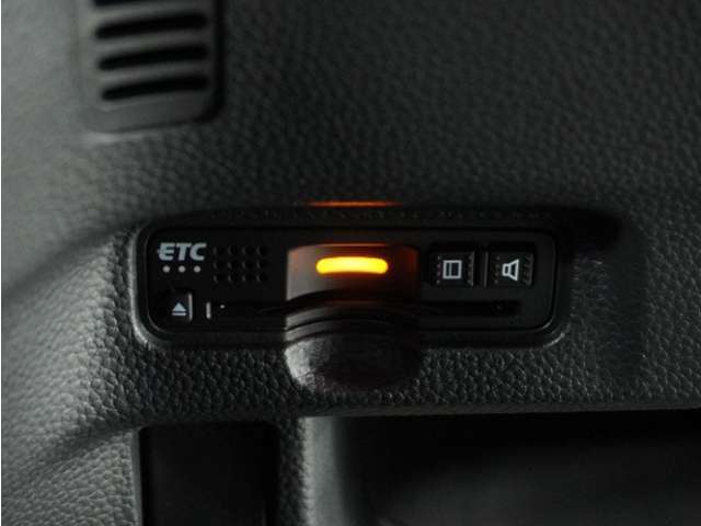 今や必需品の◆ETC車載器　装備車◆　有料道路を利用する際にスムースに通過でき、わずらわしい料金支払いから開放されます！