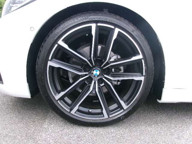 現在お乗りのお車をの査定も実施しております！BMWだけでなく他の輸入車、国産車も、もちろん査定させて頂きます！
