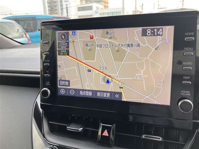 純正ナビを装備。タッチパネル式で使いやすく、お出かけもラクラクです。