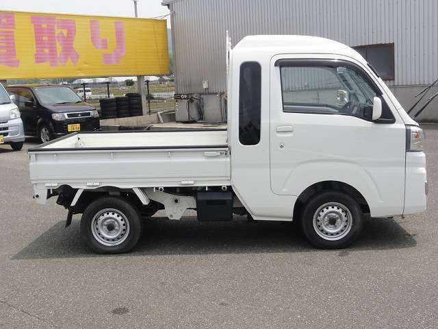 お車は清掃・点検済みで、安心してお乗りいただける1台をご提供いたします。