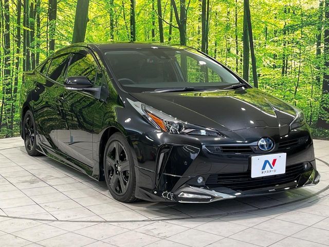 大好評のボディコーティング「弾スプラッシュコート」もご納車までに施工可能。通常のガラスコートと異なる、耐久年数6年の無機質ガラスコーティングが、ボディをキレイな状態に保ってくれます。