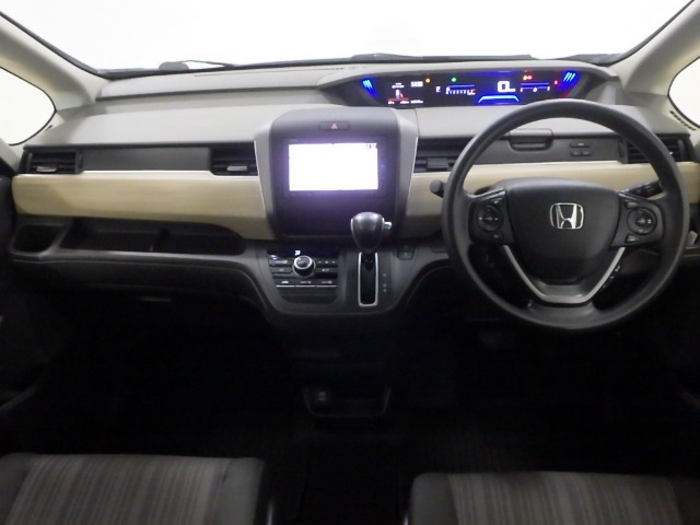 【クルマもホケンもお任せ下さい】当店のスタッフは自動車保険のプロです。弊社でご購入頂いたお客様だけのホンダオリジナル特典もございます【無料診断実施中】ご来店の際は、現在ご加入の保険証券をお持ち下さい