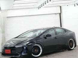 総額50万円以上のオプションカスタムパーツが既に装着済み！こちらは車両本体に含まれておりますので大変お得になっております！