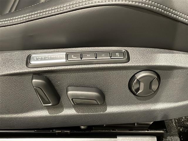 メンテナンスパックはご購入時だけのお得な点検・整備パック(有償)。点検コースと車検コースがございます。詳しくは店舗コーディネーターまでお問い合わせ下さい。
