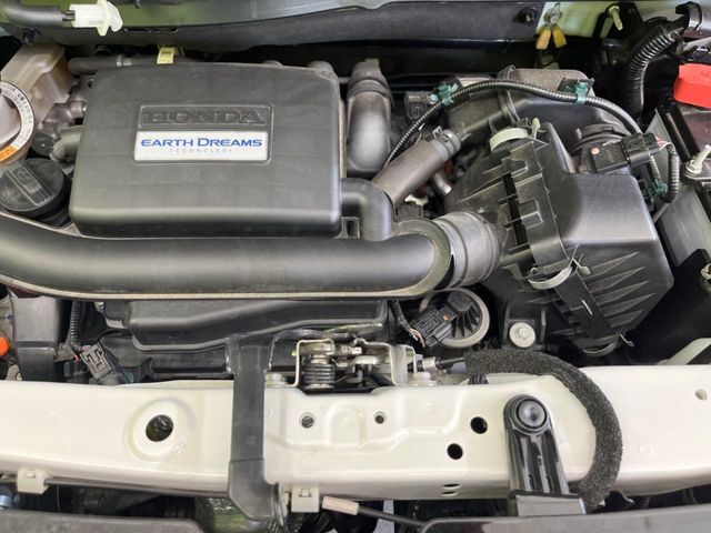 親切・丁寧な専門メカニックスタッフが応対！・車検・点検整備・事故等の修理などアフターサービスも安心。お車のカスタマイズもネクステージのサービススタッフまでご相談ください！