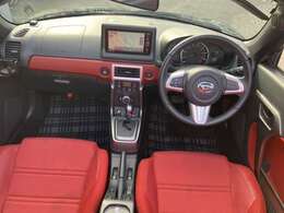 納車前には内装・外装綺麗にさせて頂きます！ぜひ現車確認をお願いいたします！お電話は072-284-8233まで！