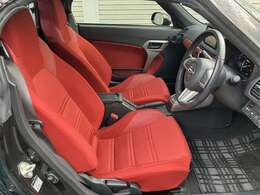 納車前には内装・外装綺麗にさせて頂きます！ぜひ現車確認をお願いいたします！お電話は072-284-8233まで！