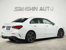 当社は全国に販売、納車実績がございます。納車後も当社加盟の輸入車組合ネットワークを使いアフターサービスをご提供できます。遠方のお客様も御遠慮無く御用命下さい