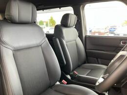 「この車の写真をもっと見たい」「状態が気になる」「この装備はついている？」どんな小さな疑問でもお気軽にお問い合わせください！