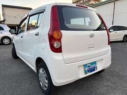 弊社では自社認証整備工場を持っており、販売したお車1台1台しっかり整備をして納車しております。