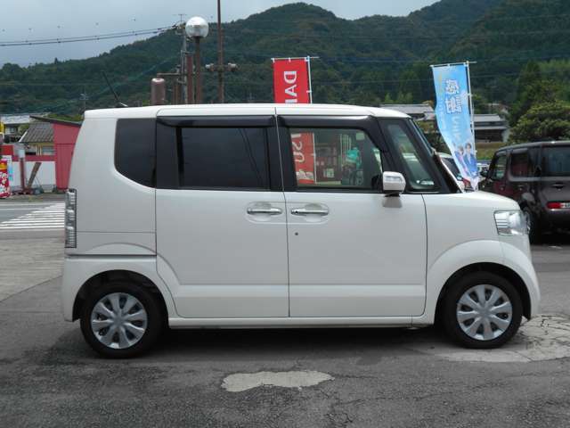 お問い合わせの車輌はダイハツホットステーション戸次店に展示しています。ご問い合わせは：TEL097-597-6699：までお気軽にご連絡下さい♪