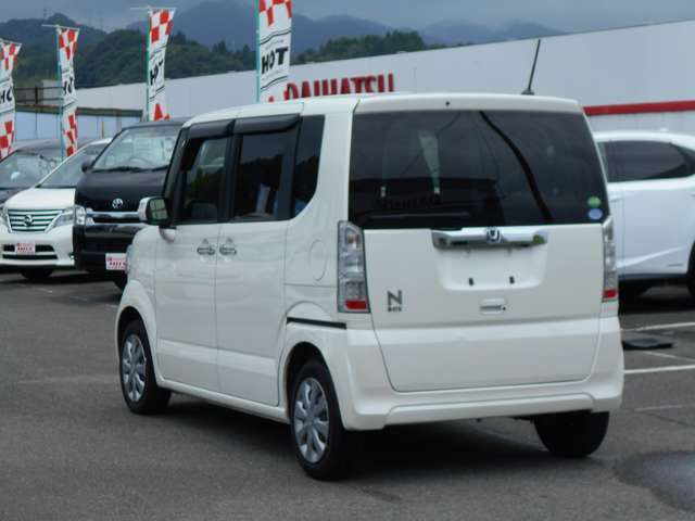 お問い合わせの車輌はダイハツホットステーション戸次店に展示しています。ご問い合わせは：TEL097-597-6699：までお気軽にご連絡下さい♪