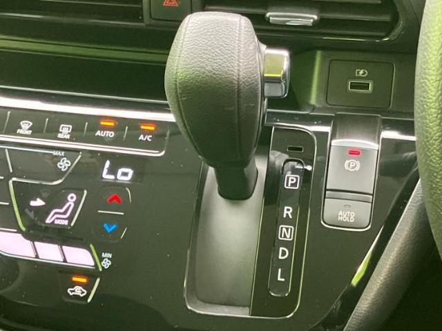 お車に合わせて無料保証以外にも、保証範囲、期間、距離を拡充させた有料保証もご用意しております！中古車の購入が初めてで不安・・・というお客様もご安心ください！
