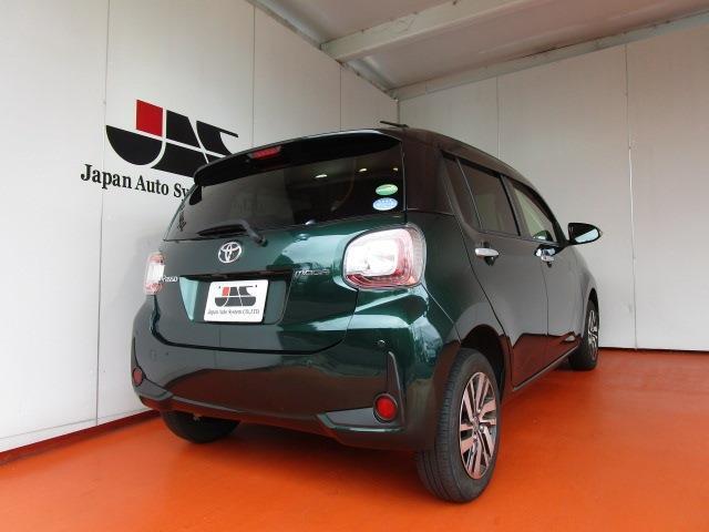 後ろ姿もとってもスタイリッシュ！