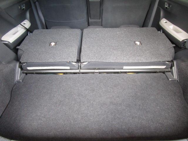 リアシートを畳めばさらにスペース拡大！