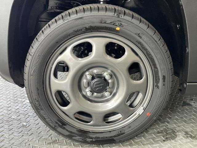 届出済未使用車とは、登録済みでなおかつ使用していない車のことを指します！ナンバー登録はしてあるものの、実際には使用されず保管しているケースが多く、必要最低限の走行しかしていないお車です♪