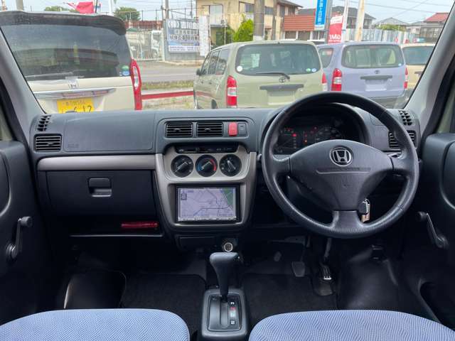 陸運局認証の自社工場にて法定整備を実施致します。