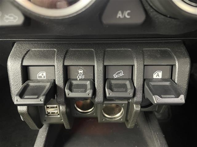 【運転席操作部】快適なドライブを楽しむための機能が装備されています！運転席から触れるので、使いやすいです！除菌プランいれていただくと、さらに清潔で安心していただけます！