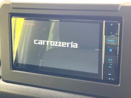 【ナビゲーション】目的地までしっかり案内してくれる使いやすいナビ。Bluetooth接続すればお持ちのスマホやMP3プレイヤーの音楽を再生可能！毎日の運転がさらに楽しくなります！！