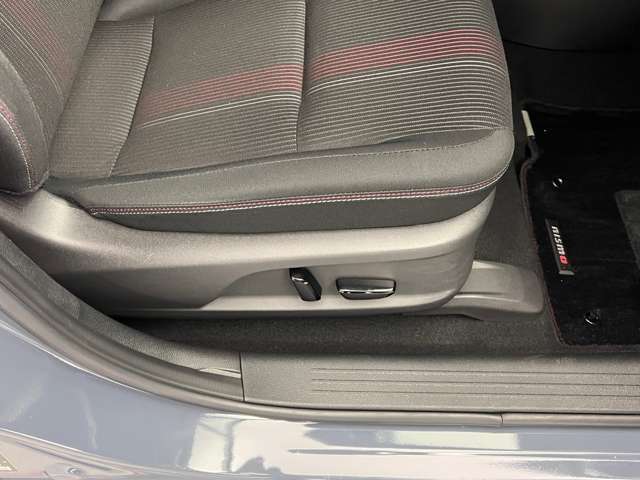 パワーシートがついております。