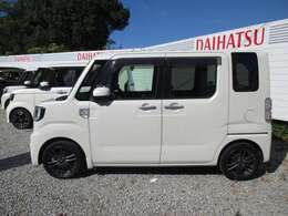 詳しくは、カーセンサーフリーダイヤル「0078-6002-795865」もしくは、グローバルサンガワ「0879-43-3034」へお気軽にお問合せ下さい。