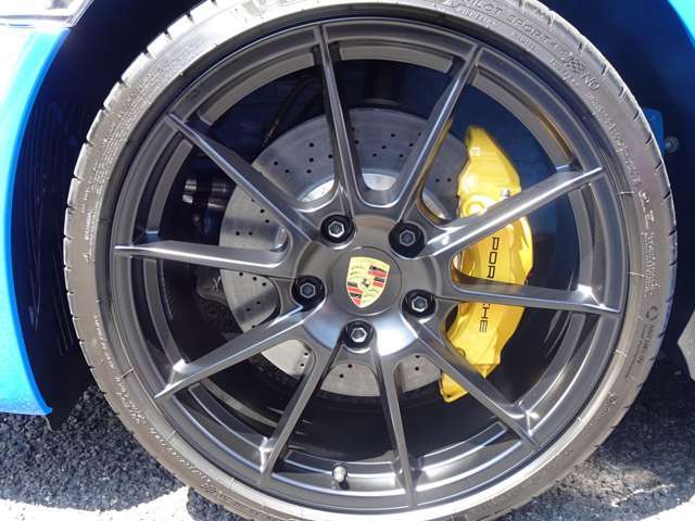OP＊＊PORSCHE・セラミックコンプジット・ブレーキ