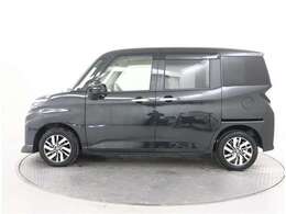 両側電動スライドドアとなっております。