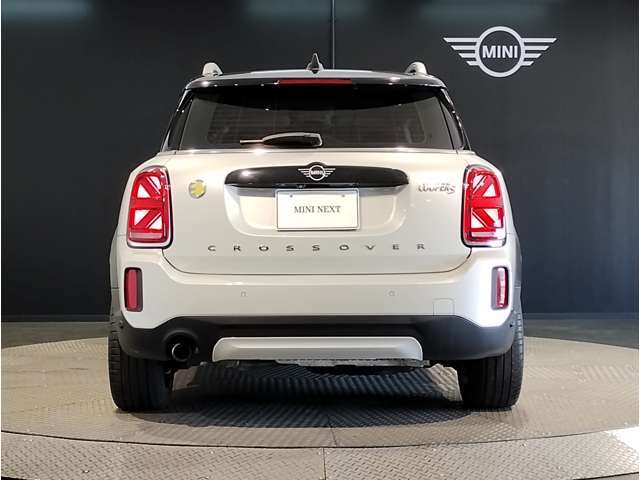 業界屈指の車両検査専門会社「AIS」による「安心・安全」のお車選びが出来るように公平な第三者機関として厳正な「車両検査」を行っております。