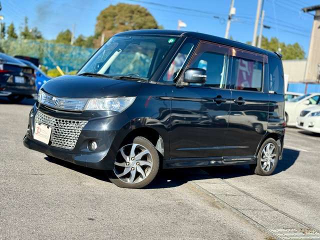 外装は大きなキズ凹みなくきれいな状態です。