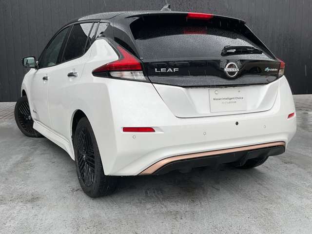 【販売条件】現車確認とご来店納車の可能なお客様。☆メーカーナビ☆前席シート＆ハンドルヒーター☆インテリミラー☆LEDヘッドライト☆プロパイロット☆
