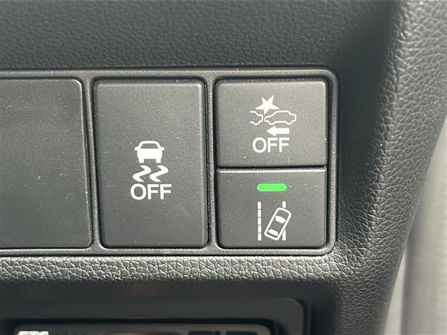 店舗にて現車の確認もいただけますので、お電話で在庫のご確認の上、是非ガリバー黒部店までご来店くださいませ！！！