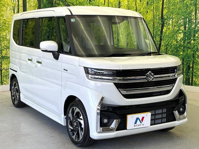 大好評のボディコーティング「弾スプラッシュコート」もご納車までに施工可能。通常のガラスコートと異なる、耐久年数6年の無機質ガラスコーティングが、ボディをキレイな状態に保ってくれます。