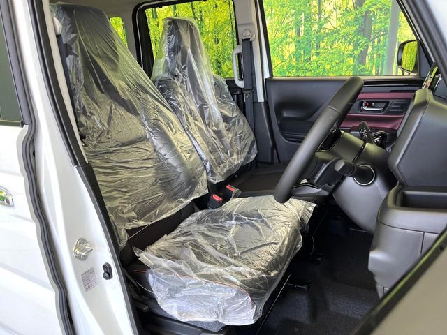 もちろん車内はキレイです♪よりクリーンな状態をキープしたいお客様には『ナノゾーンコート』がおすすめ！新型コロナウイルス対策や、除菌・消臭に効果を発揮し多くの方にご好評いただいております。