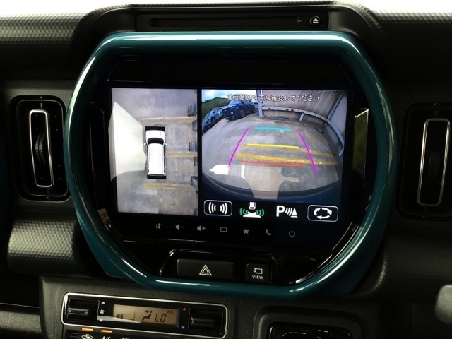 【全方位モニター】上から見下ろしたような視点で360度車の周囲を確認することができます！死角部分も確認しやすく、狭い場所での切り返しや駐車もスムーズに行えます♪