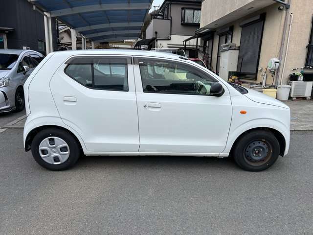 遠方にお住まいで、現車を見に来られない方でもご安心ください。お客様がご納得いただけるまで情報をお伝えし、納車まで対応させていただきます。