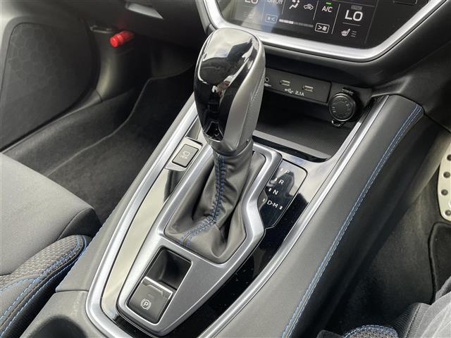 ◆最新ナビ（フルセグ・ワンセグ・DVD再生）もご案内。カロッツェリア・アルパイン・イクリプスのナビを取扱しておりバックカメラ（バックモニター）後席モニター（フリップダウンモニター）の取付も可能です。