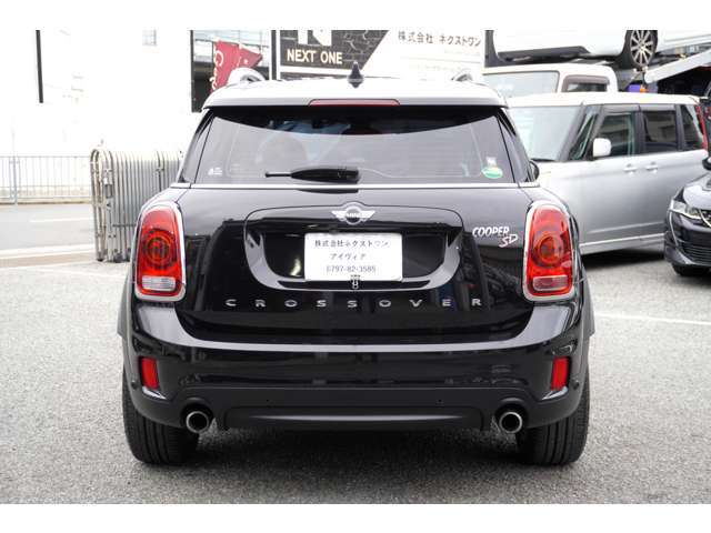 弊社では全国のお客様に安心してお車のご購入ができます様に「日本自動車鑑定協会」との業務提携を行い第三者機関の自動車鑑定書も取り扱っております！弊社では第3者機関での鑑定書付の車両をご提供しております！