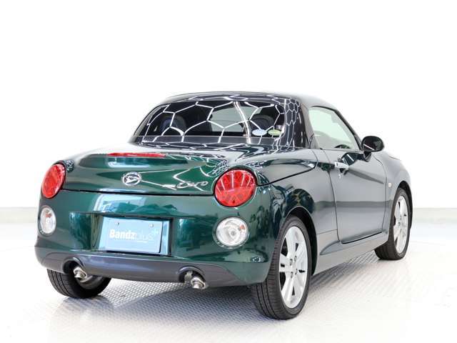 レッドインテリア/純正ナビ/フルセグ/Bluetooth/ETC/LEDヘットランプ/キ-レス/シートヒーター/エアバック/パワーステアリング/ABS/衝突安全ボディ/パワーウィンドウ/横滑り防止機能