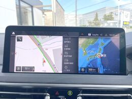 ●純正ナビ:一体感のあるナビは、高級感ある車内を演出してくれます。オーディオ機能も充実しておりますので、運転もより楽しめます♪