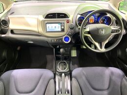 グループ総在庫数約30，000台！！全国の系列店からメーカー・車種問わずご紹介出来るので、あなたにピッタリのお車が見つかるはずです♪まずはお問い合わせ下さい☆