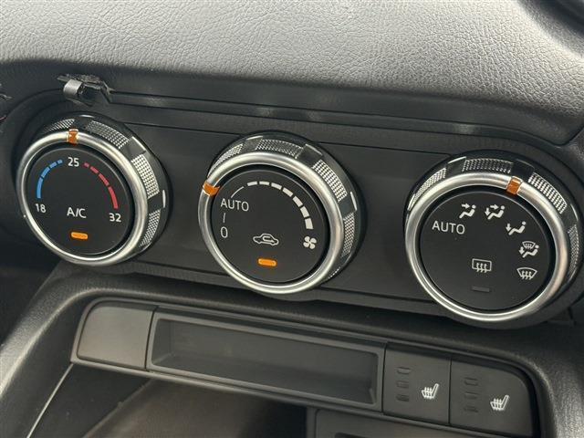 こだわりがあってなかなか気に入ったお車がないそこのお客様！全国のオークションからピッタリの1台を探すことが可能です。ぜひ一度お問い合わせください。