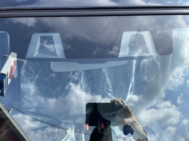 踏み違い防止機能付き！
