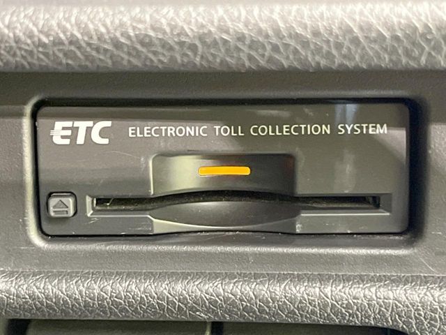 【ETC】高速道路の料金所をストレスなく通過！話題のスポットやサービスエリアに多い「スマートIC」利用時は必須のアイテムです。当店でセットアップを実施、ご納車当日からすぐにご利用いただけます！