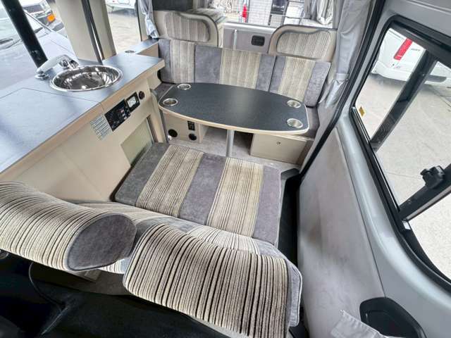 〒300-2353★茨城県つくばみらい市小張4012-3★TEL0297-47-6080★FAX0297-47-6081★営業時間　10：00から18：00★定休日　火曜日　第一・三月曜日