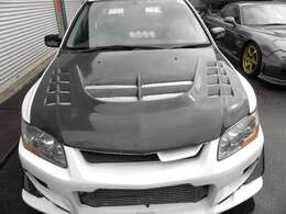 カーボンボンネット