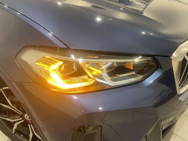 地域最大級の展示台数！お気に入りのお車があれば、ぜひステアリングを手にしてください。稀少モデルも鋭意取り揃え、幅広いニーズにお応え致します。スタッフ一同皆様のご来店を、心よりお待ち申し上げます。