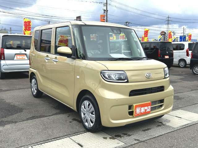 当店の届出済未使用車、中古車ご購入希望のお客様には一度ご来店いただき現車をご確認いただいております。遠方からの場合ご足労お掛けしますが一度ご来店をお願いします。