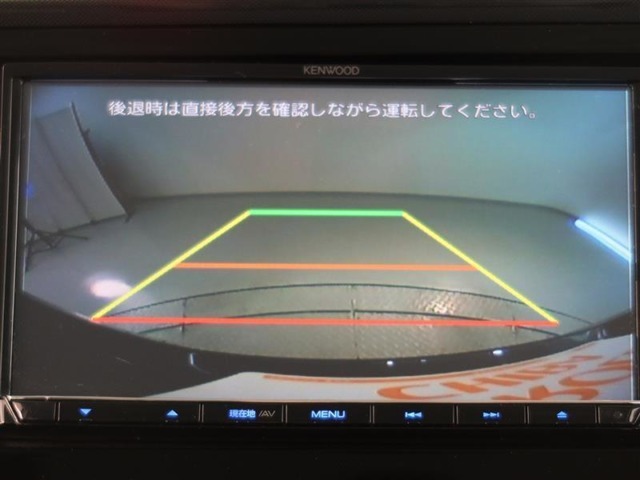 バックガイドモニターで、後方を確認しながら安心して駐車することができます。運転初心者も熟練者も必須の機能ですよ！